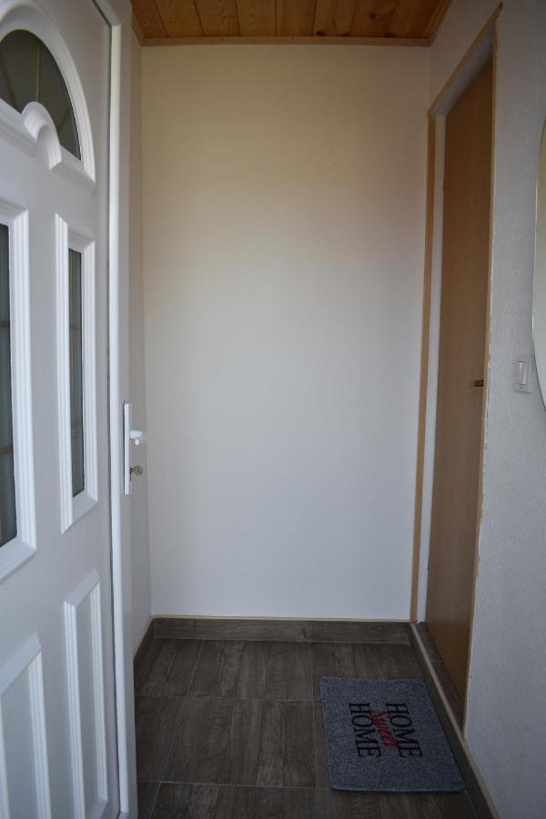 Apartments Avramovic - Bungalow 자블야크 외부 사진